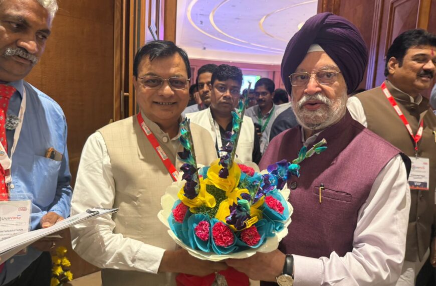 केंद्रीय मंत्री हरदीप पुरी से उद्योग मंत्री ने की मुलाकात, नागपुर-झारसुगुड़ा नेचुरल गैस पाइपलाइन के काम को तेजी से पूर्ण कराने का किया आग्रह