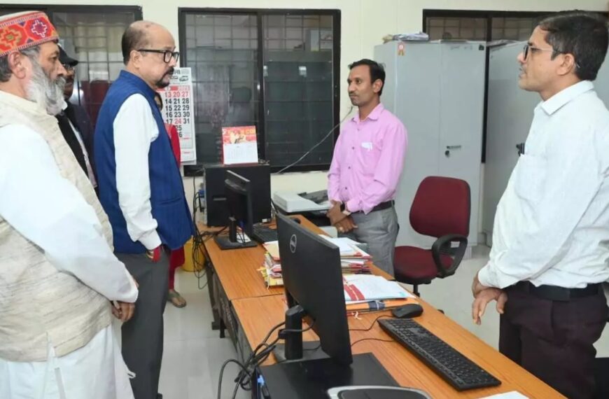 राज्यपाल रमेन डेका ने किया अटल बिहारी बाजपेयी विश्वविद्यालय बिलासपुर का आकस्मिक निरीक्षण