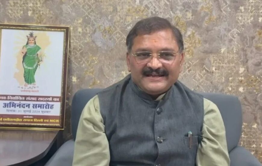 चैतन्य बघेल की गिरफ्तारी को लेकर सांसद संतोष पांडे ने पूर्व सीएम बघेल पर साधा निशाना, कहा- भूपेश बघेल ने छत्तीसगढ़िया के नाम पर प्रदेश को ठगने का किया काम