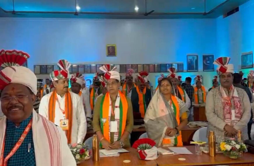 भाजपा प्रशिक्षण शिविर : केंद्रीय मंत्री शिवराज सिंह ने लोक व्यवहार पर तो महामंत्री विनोद तावड़े ने मीडिया प्रबंधन पर दिया प्रशिक्षण…