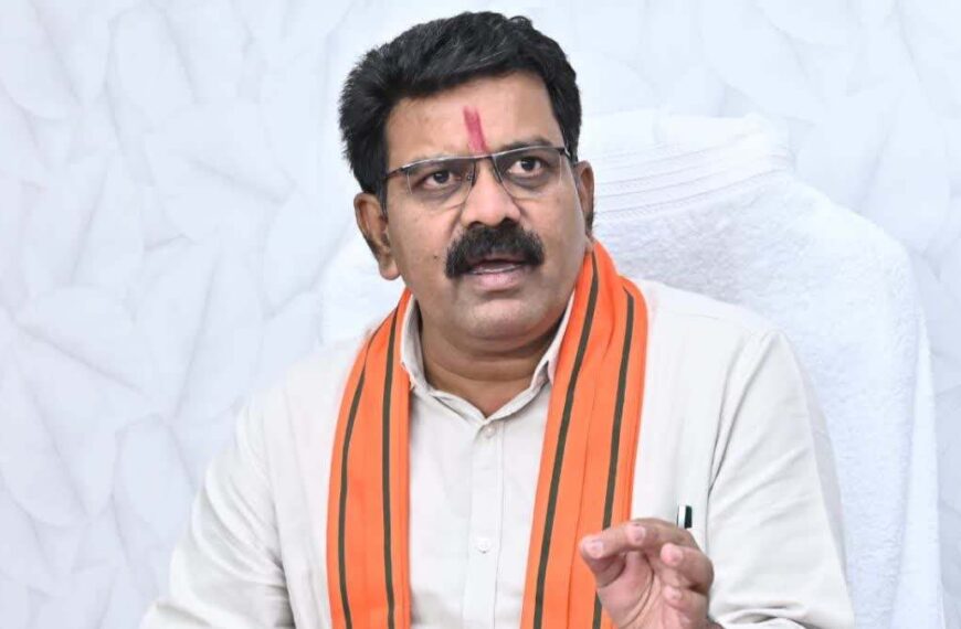 उपमुख्यमंत्री विजय शर्मा ने कांग्रेस पर कसा तंज, कहा – मुझे मल्लिकार्जुन खरगे के मोबाइल की चिंता…