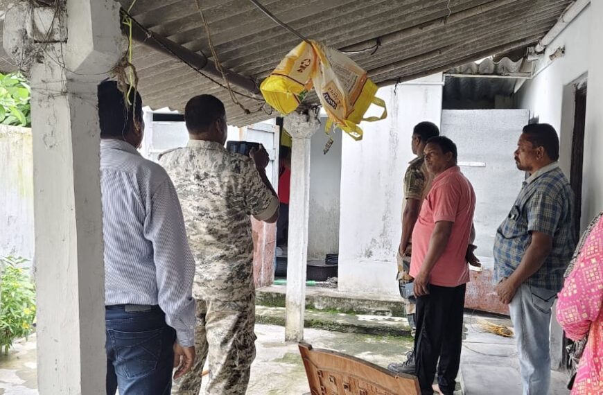 प्रधान पाठक ने दे दी जान, घर में इस परिस्थिति में मिला शव, पुलिस जांच में जुटी