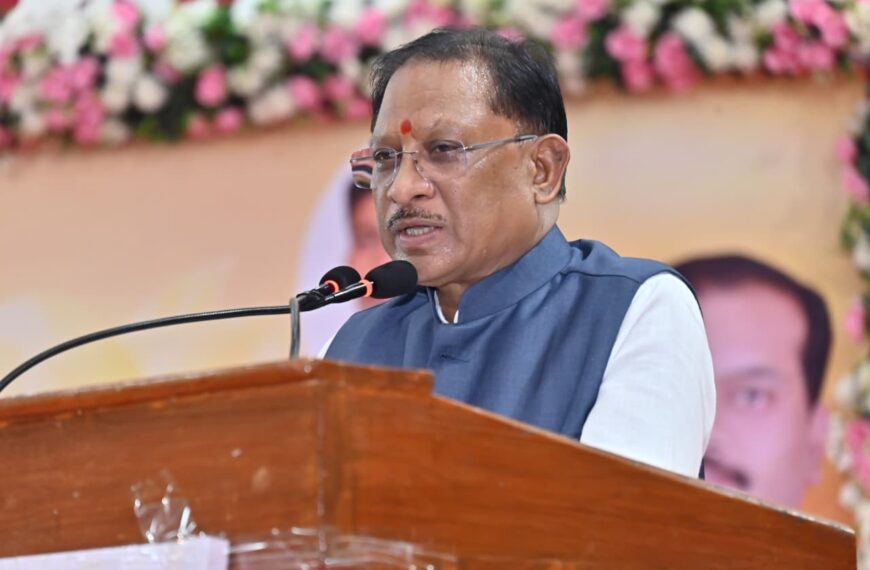 मुख्यमंत्री शहीद विनोद सिंह कौशिक मेधावी छात्र अभिनंदन समारोह में हुए शामिल, मेधावी छात्रों का बढ़ाया उत्साह