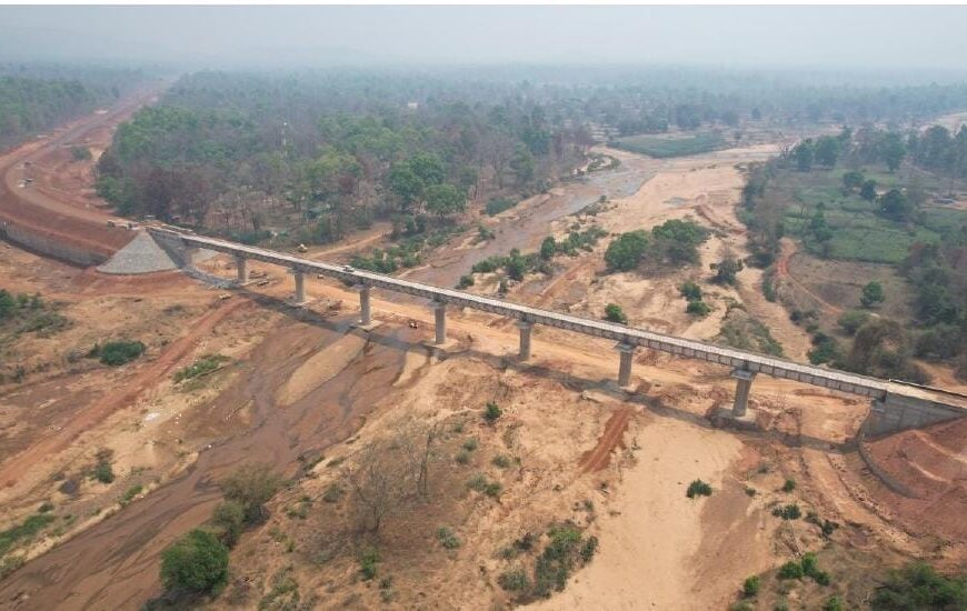 बस्तर के विकास में एक और क्रांतिकारी कदम, दल्लीराजहरा–रावघाट रेल परियोजना दिसंबर तक होगी पूरी
