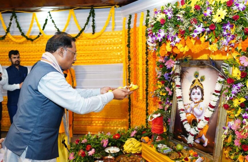 नन्हें बालगोपालों की अठखेलियों से गुलजार हुआ मुख्यमंत्री निवास