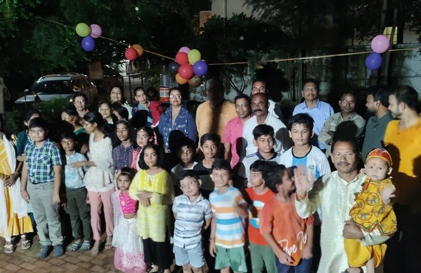 रोजवुड रेजिडेंशियल वेलफेयर सोसाइटी में धूमधाम से मनाया गया कृष्ण जन्माष्टमी