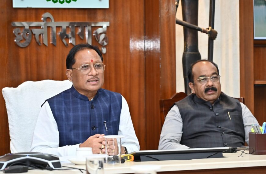 मुख्यमंत्री विष्णु देव साय ने सूरजपुर जिले में 211 करोड़ से अधिक के विकास कार्यों का लोकार्पण-भूमिपूजन