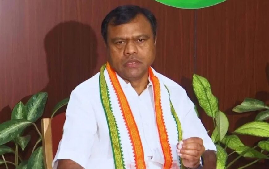 BJP ने बी सुदर्शन रेड्डी को बताया नक्सलवादी विचारधारक, तो PCC चीफ ने किया पलटवार, कहा-