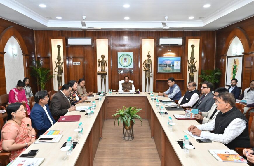 रक्षक पाठ्यक्रम छात्रों के सुरक्षित भविष्य गढ़ने में सहायक होगा – मुख्यमंत्री विष्णुदेव साय