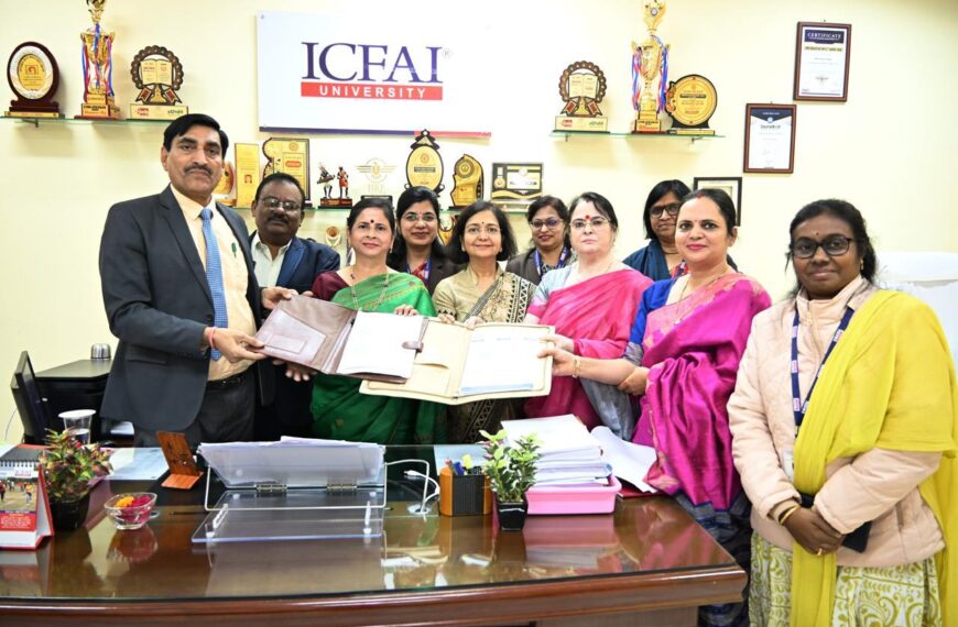 महिला चेंबर ऑफ कॉमर्स एंड इंडस्ट्रीज व आईसीएफएआई यूनिवर्सिटी के बीच एमओयू हस्ताक्षरित