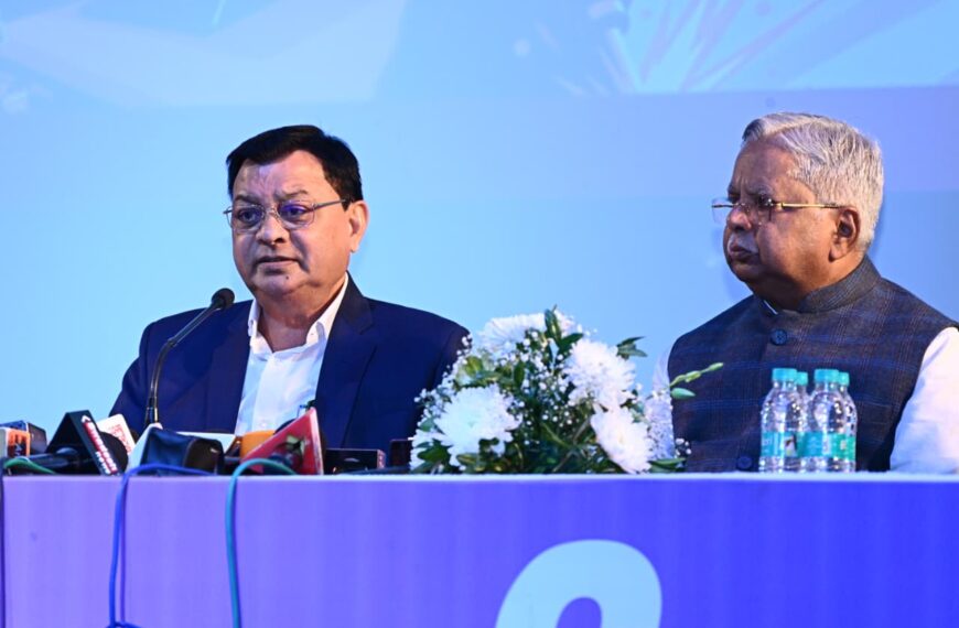 छत्तीसगढ़ में औद्योगिक क्रांति की रफ्तार: 7.83 लाख करोड़ के निवेश प्रस्ताव, सेमीकंडक्टर और AI जैसे नए क्षेत्रों से बदलेगी किस्मत! 