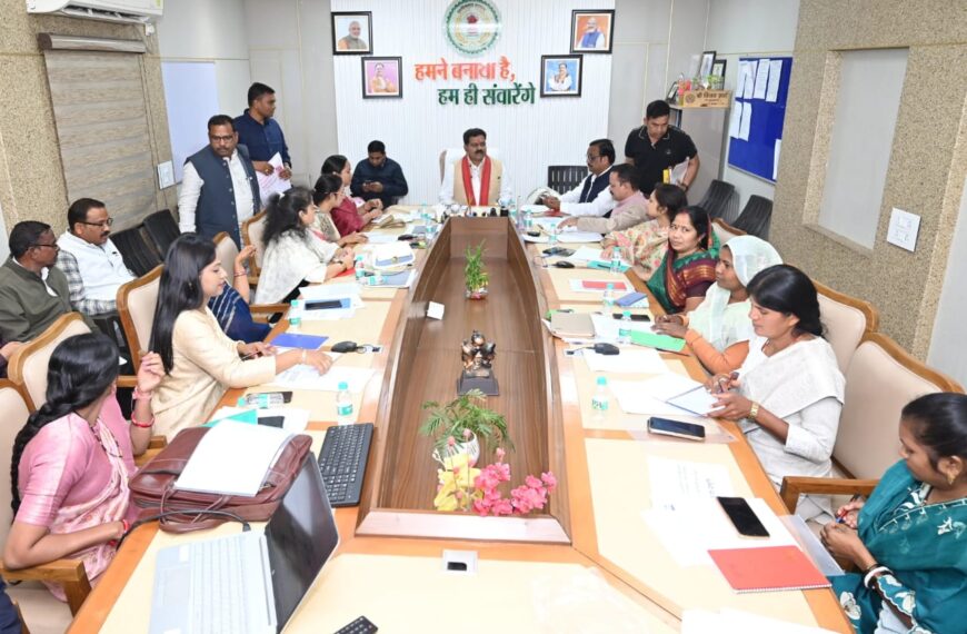 उप मुख्यमंत्री विजय शर्मा से जिला पंचायत अध्यक्षों ने विभिन्न मांगों पर की चर्चा