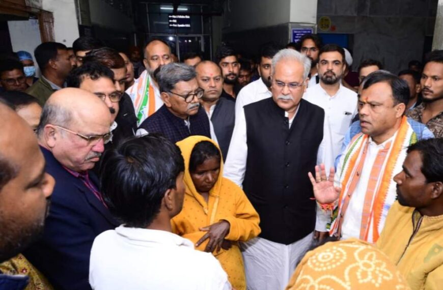 घायल किसान से मिलने मेकाहारा पहुंचा कांग्रेस डेलीगेशन: परिवार से भी की मुलाकात, सहायता का दिया आश्वासन