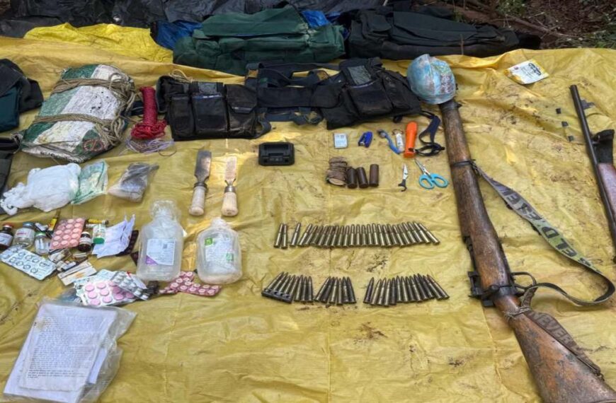 सुरक्षा बलों को बड़ी कामयाबी, दो स्थानों से नक्सलियों का भारी हथियार, विस्फोटक डंप बरामद