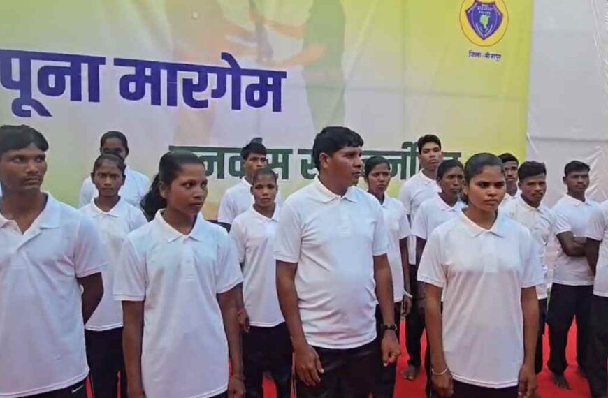 84 लाख के इनामी 34 नक्सलियों ने किया सरेंडर, IED ब्लास्ट, फायरिंग, आगजनी की घटनाओं में थे शामिल