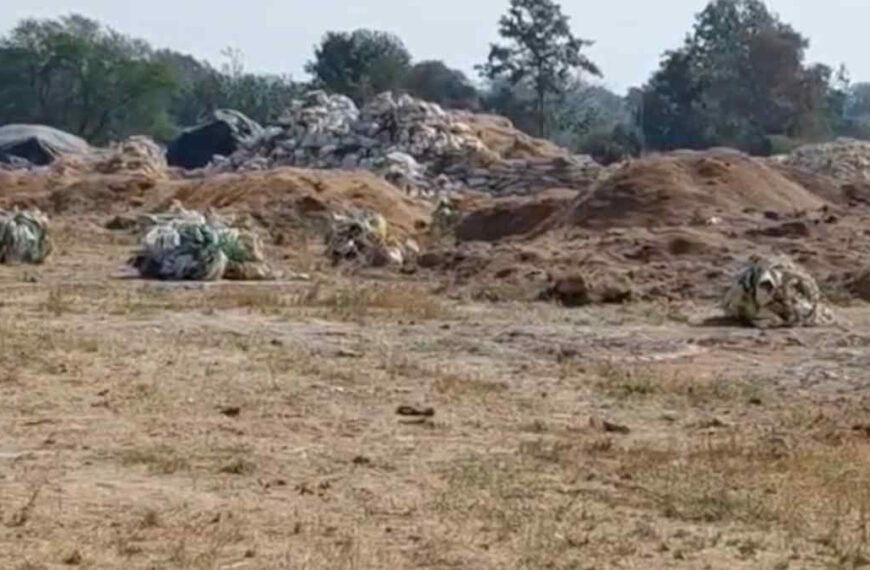 कवर्धा के बाद महासमुंद में चूहों की करामात, 10 माह में खा गए 5.71 करोड़ का धान, संग्रहण केन्द्र प्रभारी को नोटिस जारी…