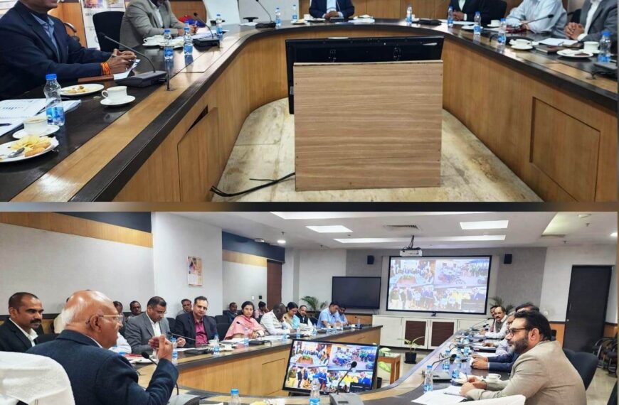 सड़क सुरक्षा माह के अंतर्गत सड़क सुरक्षा और दुर्घटनाओं की रोकथाम के लिए किए जा रहे जन-जागरूकता कार्यक्रम