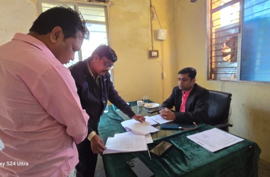 अश्लील डांस मामले में जांच पूरी, कलेक्टर को सौंपी गई रिपोर्ट, एसडीएम पर नियमों की अनदेखी का आरोप, इधर डांसर गिरफ्तार