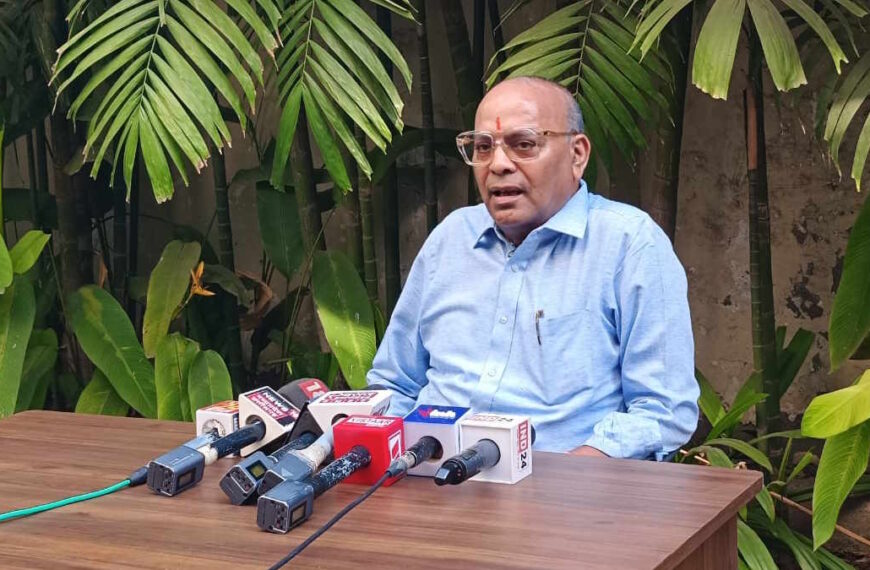 ईडी की कथित कार्रवाई को लेकर अजय चंद्राकर का पलटवार, विरोधियों पर साधा निशाना— बोले: मेरे खिलाफ तरह-तरह की बातें फैलाई जा रही हैं, लेकिन कोई कमर के नीचे वार करेगा तो…