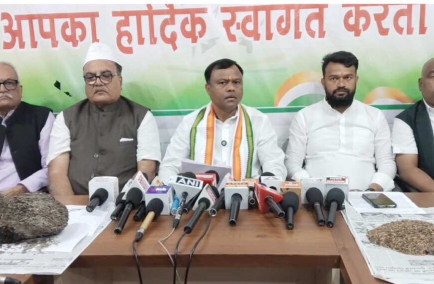 धान घोटाले पर गरमाई सियासत : PCC चीफ बैज ने कहा – नान घोटाला से बड़ा है धान घोटाला, क्या सरकार CBI, ED से कराएगी जांच