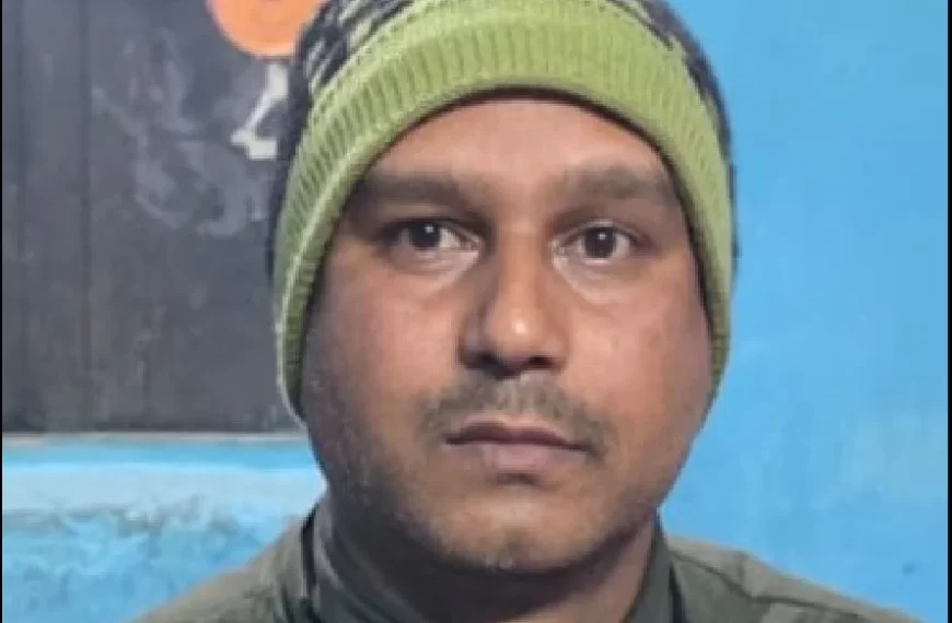 महिला एवं बाल विकास कार्यालय में ACB का छापा: लिपिक को रिश्वत लेते रंगे हाथ किया गिरफ्तार