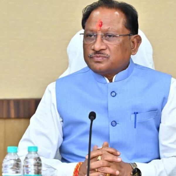 रसोई गैस की सुचारु आपूर्ति सुनिश्चित करने अधिकारियों को निर्देश: प्रदेश में एलपीजी, पेट्रोल और डीजल का पर्याप्त स्टॉक