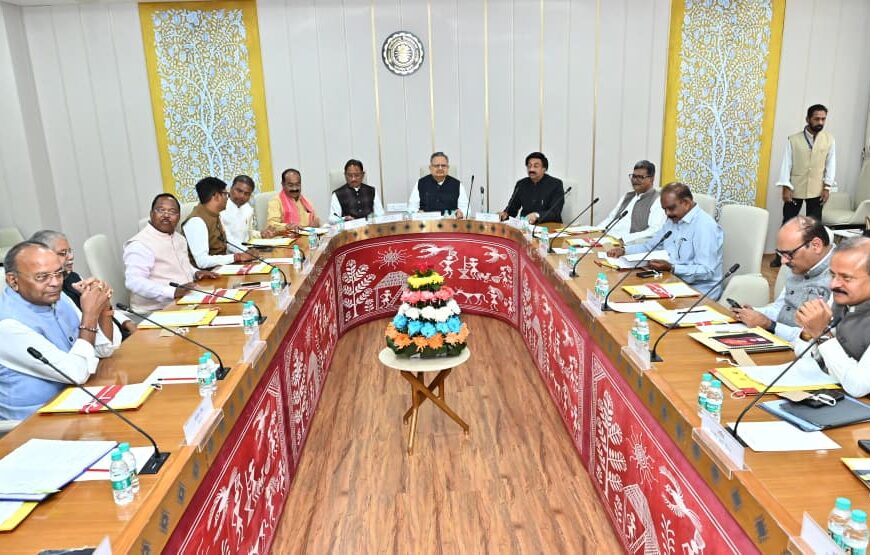 छत्तीसगढ़ विधानसभा LIVE: राज्यपाल रमेन डेका के अभिभाषण के साथ बजट सत्र शुरू…