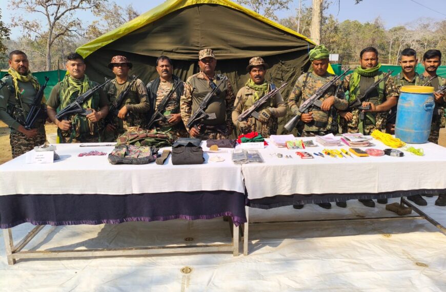 माओवादियों की नापाक साजिश नाकाम, जवानों ने 17 IED समेत डंप सामान किए बरामद