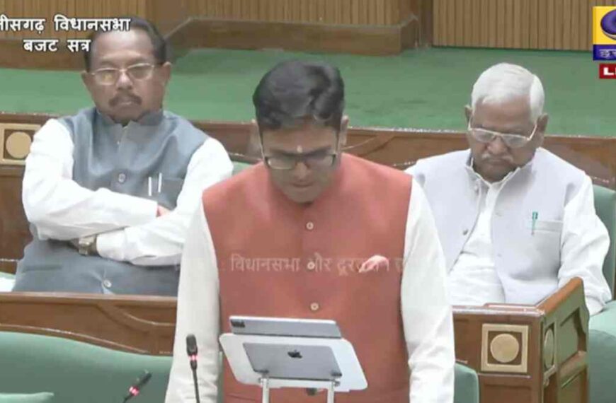 वित्त मंत्री ओपी चौधरी ने की बड़ी घोषणा, महिलाओं के नाम संपत्ति खरीदने पर रजिस्ट्री शुल्क में 50% मिलेगी छूट