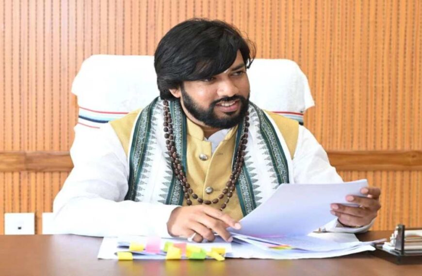 धान खरीदी पर सियासत : मंत्री गुरु खुशवंत बोले – कांग्रेस ने किसानों के साथ किया छलावा, अब सवाल पूछने का हक नहीं