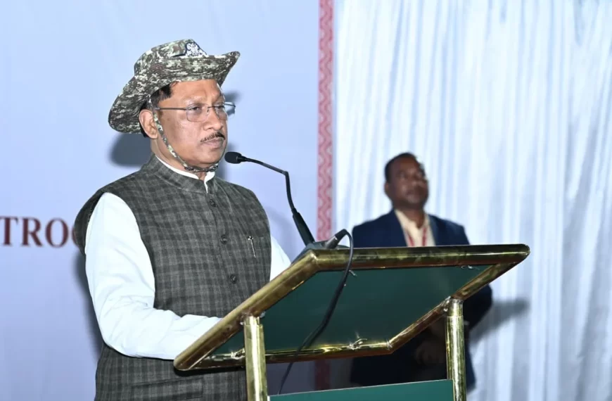 मुख्यधारा की ओर लौटता विश्वास: दक्षिण बस्तर में 51 माओवादी कैडरों का आत्मसमर्पण, शांति और विकास की दिशा में बड़ा कदम – मुख्यमंत्री साय