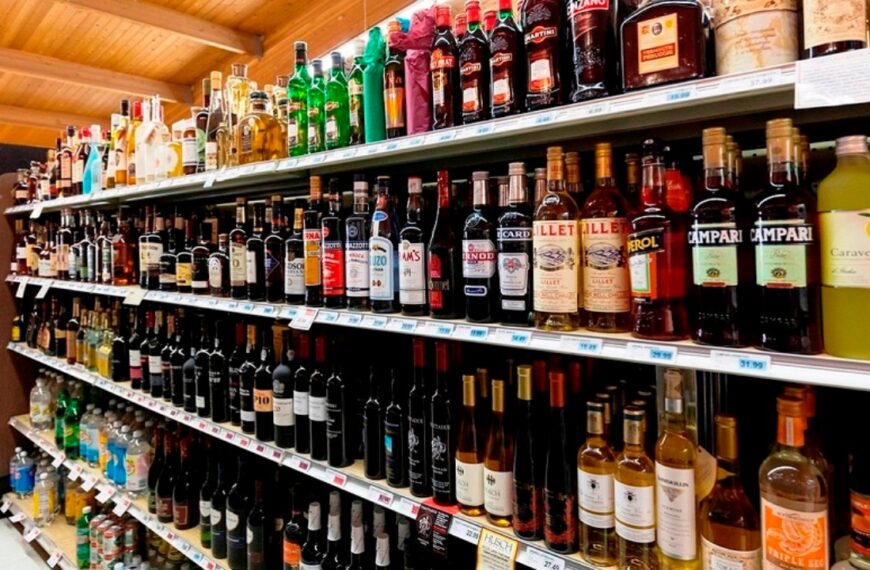 छत्तीसगढ़ में अब बार-क्लब खोलना हुआ आसान, सरकार ने लाइसेंस फीस और बैंक गारंटी में की भारी कटौती, एयरपोर्ट पर भी मिलेगी शराब…