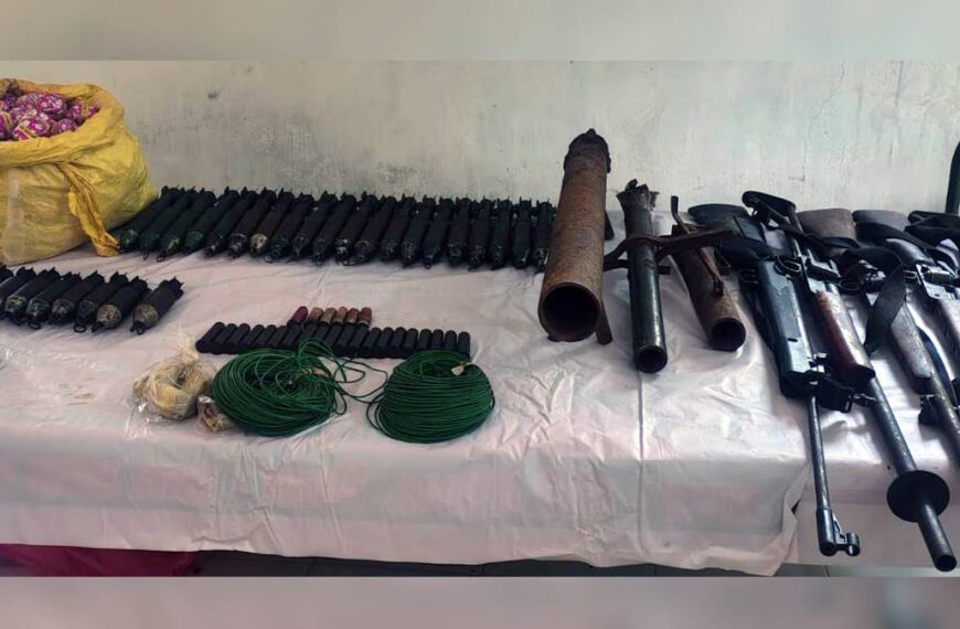 सुरक्षा बलों को मिली बड़ी सफलता, नक्सलियों के डंप हथियार और IED किए बरामद