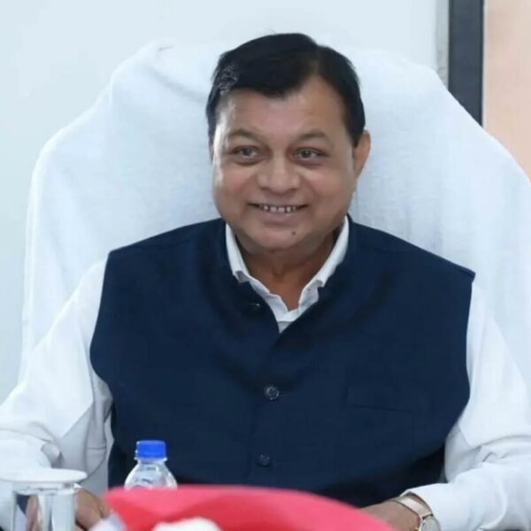 मंत्री लखनलाल देवांगन के विभागों के लिए 01 हजार 823 करोड़ रुपए से अधिक की अनुदान मांगें पारित