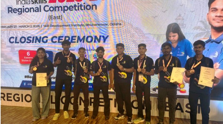 इंडिया स्किल 2025-26 में छत्तीसगढ़ को मिली ऐतिहासिक सफलता, प्रतिभागियों ने ईस्ट ज़ोन प्रतियोगिता में जीते 12 पदक