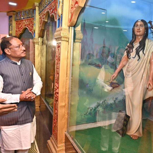 महापुरुषों के जीवन और विचारों से प्रेरणा लेकर आगे बढ़ेगी नई पीढ़ी : मुख्यमंत्री विष्णु देव साय