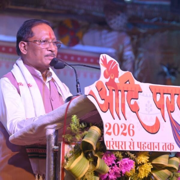 बस्तर क्षेत्र में खुशहाली और शांति बहाल करने में हो रहे हैं कामयाब: मुख्यमंत्री विष्णु देव साय