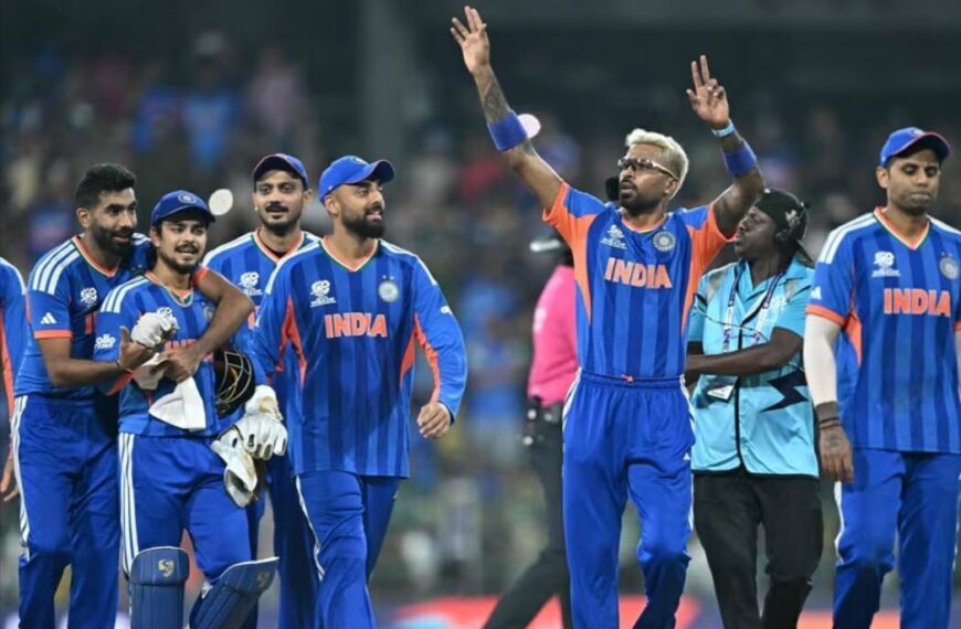 रिकॉर्ड चौथी बार टी20 वर्ल्ड कप के फाइनल में पहुंची टीम इंडिया, इंग्लैंड को 7 रन से दी करारी शिकस्त, न्यूजीलैंड से होगी खिताबी भिड़ंत