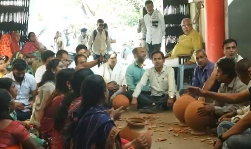 पानी की किल्लत से नाराज़ कांग्रेस का प्रदर्शन, लाखेनगर जोन-5 कार्यालय का घेराव