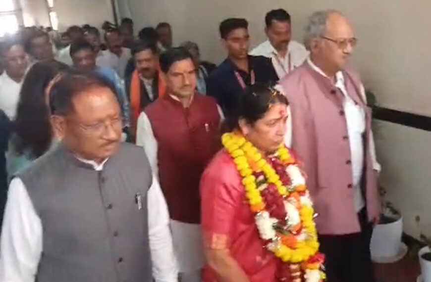 राज्यसभा के लिए भाजपा प्रत्याशी लक्ष्मी वर्मा ने दाखिल किया नामांकन, मुख्यमंत्री विष्णु देव साय बने प्रस्तावक…